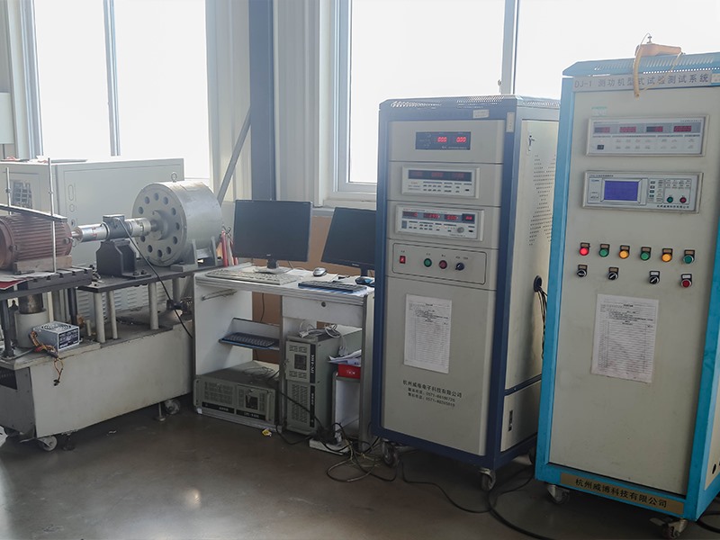 Dynamometer (testing equipment)